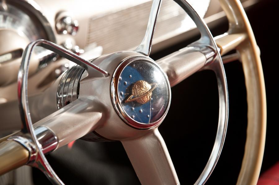  Oldsmobile Series 76 Station Wagon 1949 года  (фото 14 из 19)